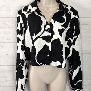 House of Harlow 1960 Size M Black & White Floral Abstract Button Front Crop Top